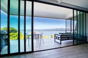 Swanky Conchas Chinas Condo, Ocean & Jungle Views